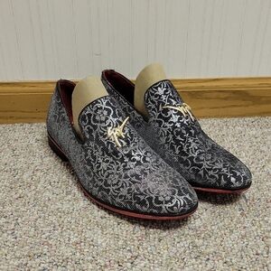 Walgate Men's Black and Silver Slip-On Shoes, Sz 11.